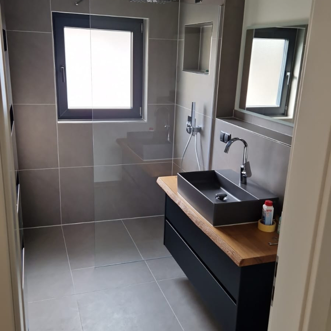 Sanitäranlage im Service
